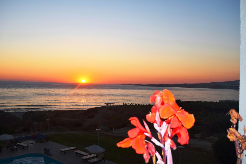 Marica'S Boutique Hotel Kissonerga Eksteriør bilde